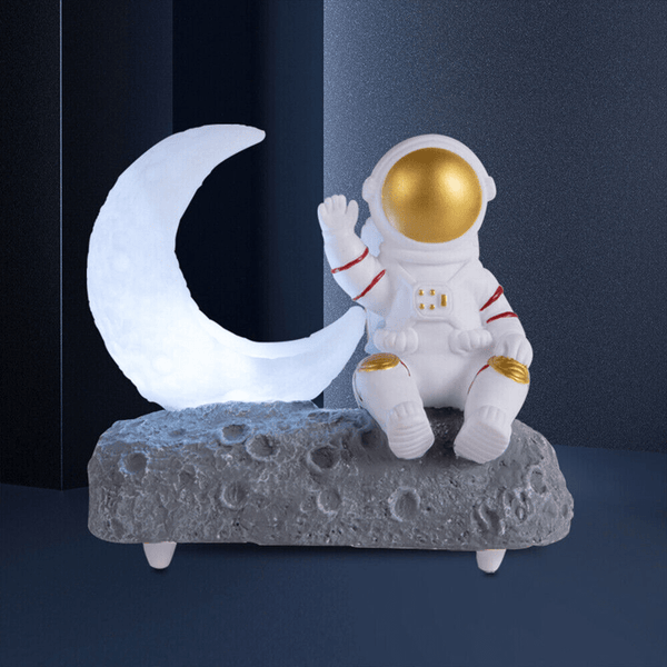 Astronaut Wireless Speaker with LED Luminous Moon