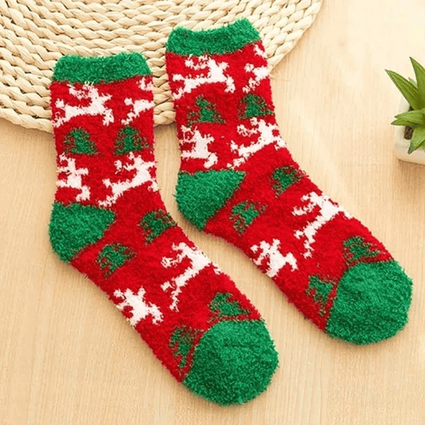 6 PAIRS 'TIS THE SEASON FESTIVE HOLIDAY CREW SOCKS