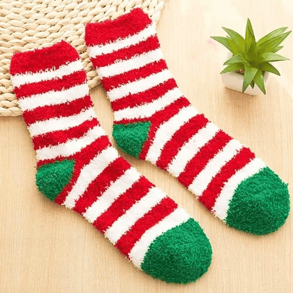 6 PAIRS 'TIS THE SEASON FESTIVE HOLIDAY CREW SOCKS