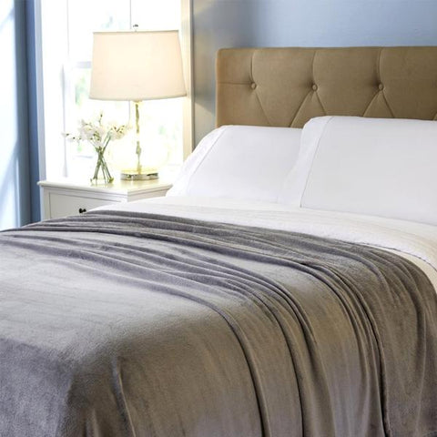 Home - Cozy Ultra-Soft Plush Fleece Throw Blanket - Assorted Colors