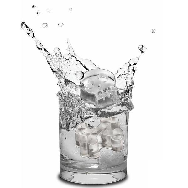 Kitchen - Skull & Bones Chilling Ice Tray