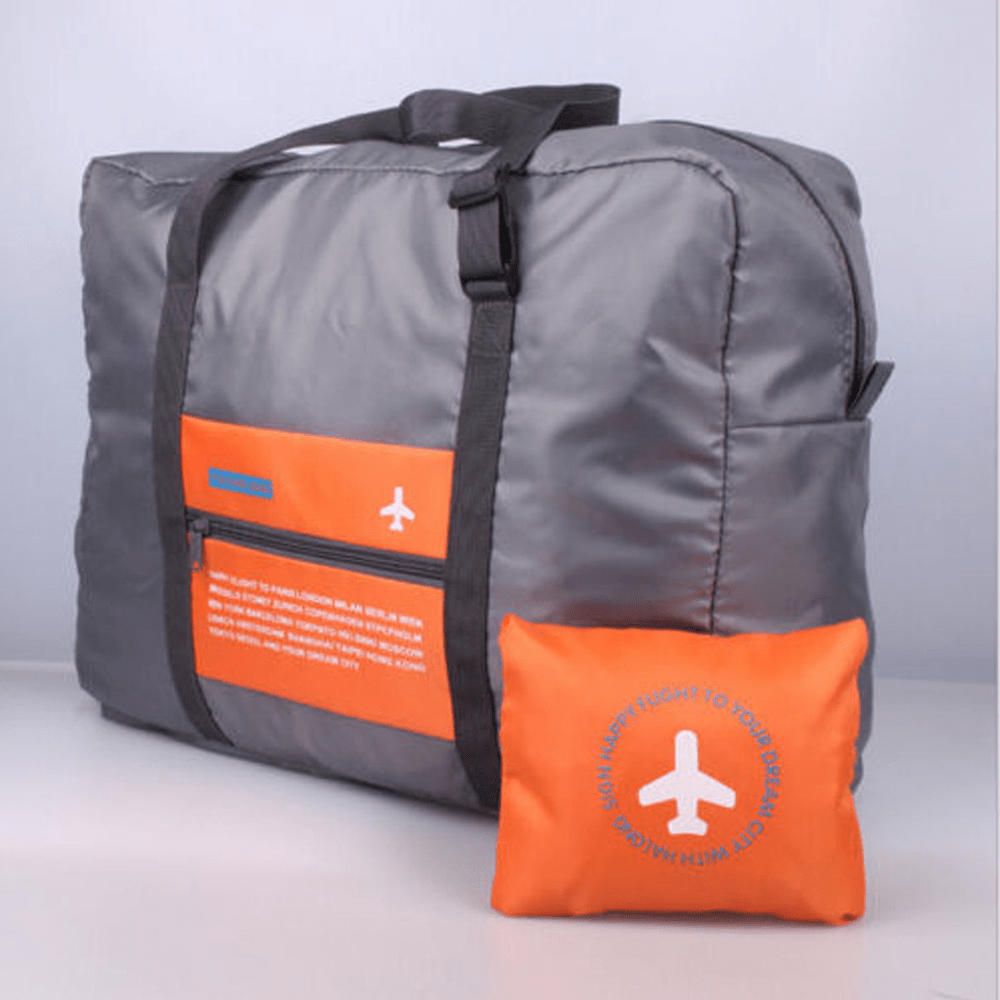 Waterproof Expandable Folding Travel Bag (32L) - Assorted Colors – Deals  Club Canada
